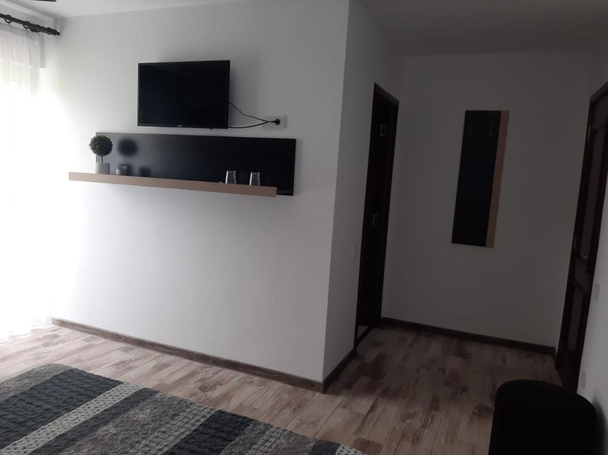 Casa Dumitru Ξενοδοχείο Ceraşul Εξωτερικό φωτογραφία