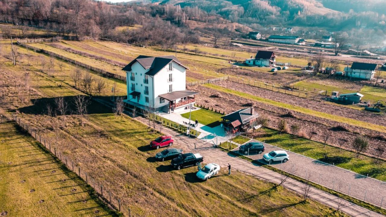 Casa Dumitru Ξενοδοχείο Ceraşul Εξωτερικό φωτογραφία